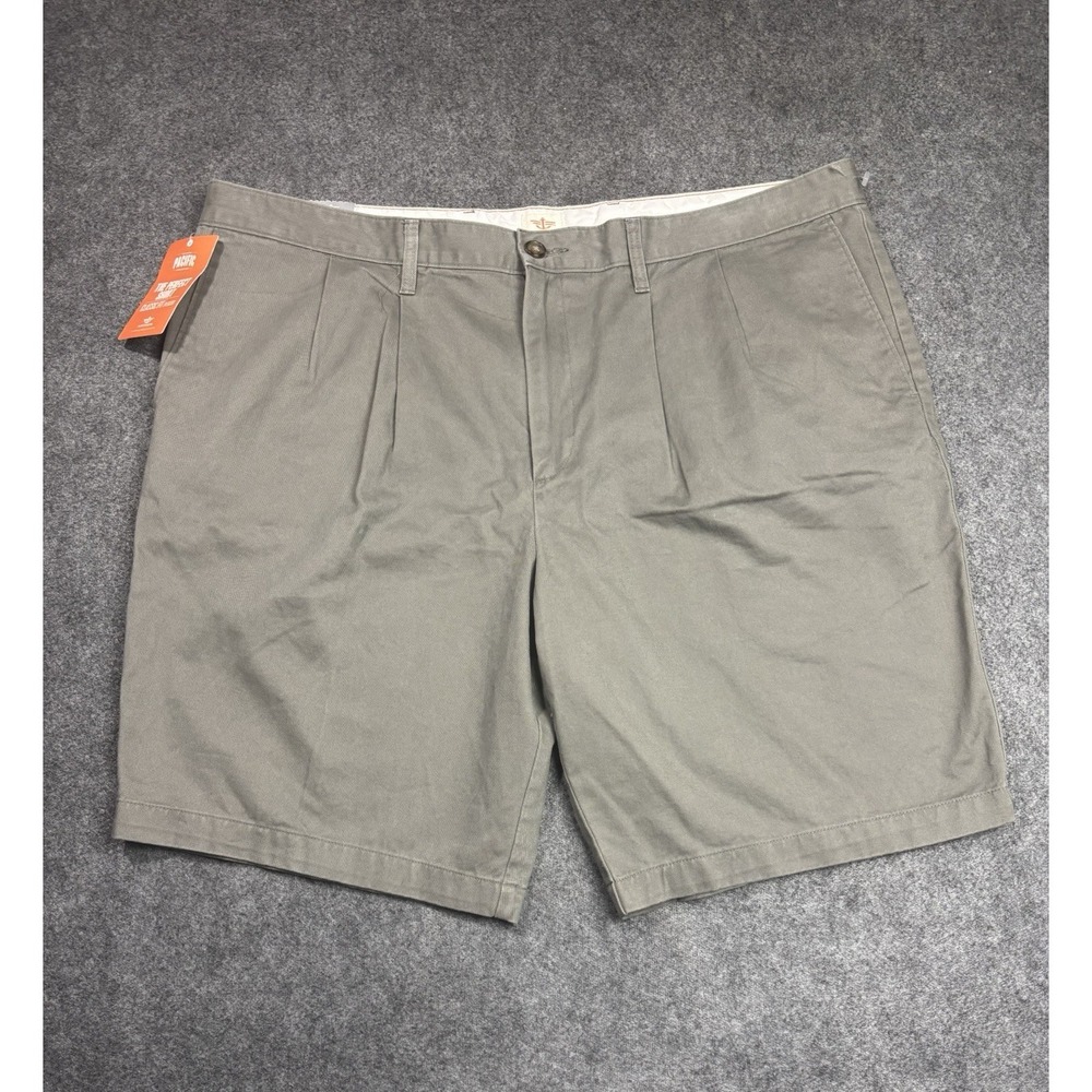 Dockers Pacific Collection Men's Shorts Size 42 Classic Fit Pleated‎ Gray NWT